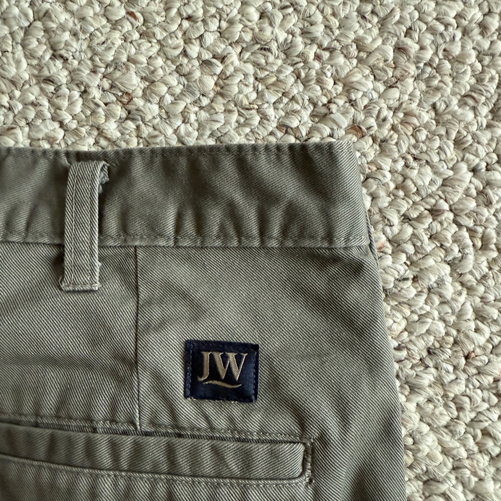 Men’s JW Sage/Grey 100% Cotton Shorts Size 36